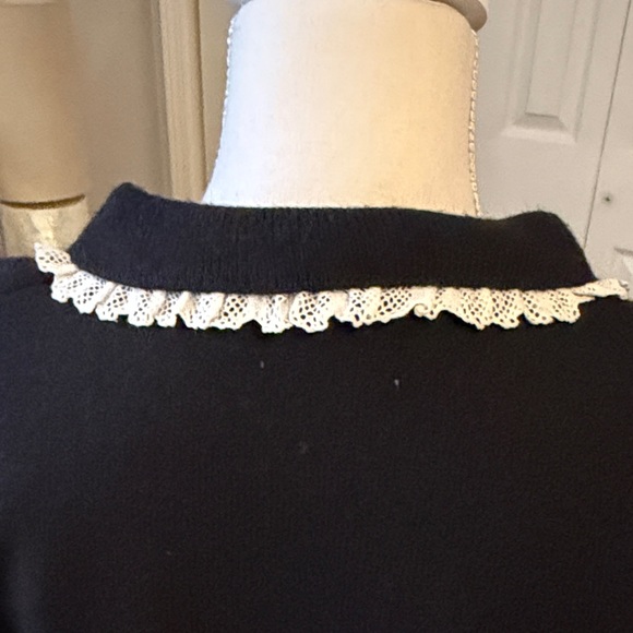 Faded Rose Adorable Black Cardigan w/ White Lace Collar & Flower Buttons NWT SM - Picture 3 of 10